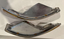 Load image into Gallery viewer, Pair of original SWB turn signals in good condition.