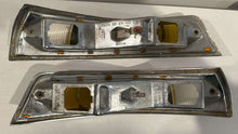 Load image into Gallery viewer, SWB turn signals pair with corrosion-free solid edges and vintage design.