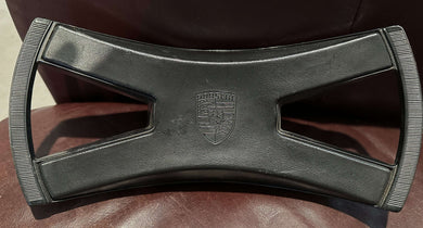 LWB Steering Wheel Butterfly in excellent condition for 1968-1973 models, includes mount, cancel ring, and rubber buffer.