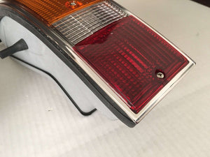 1969-1989 car taillight with gasket, right and left pair replacement.