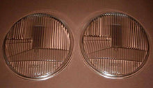 Load image into Gallery viewer, Bosch RHD H1 headlight lens pair with Bosch logo.