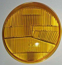 Load image into Gallery viewer, Bosch 4487 flat fluted lens in amber色, showing distinctive pattern and color.